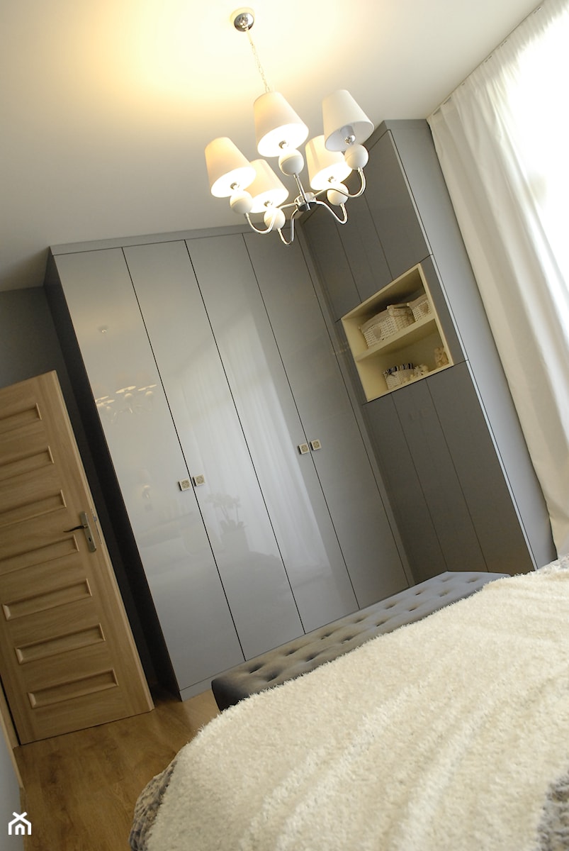 Mieszkanie Stabłowice - Średnia szara sypialnia - zdjęcie od Design Plus Dorota Pawłowska
