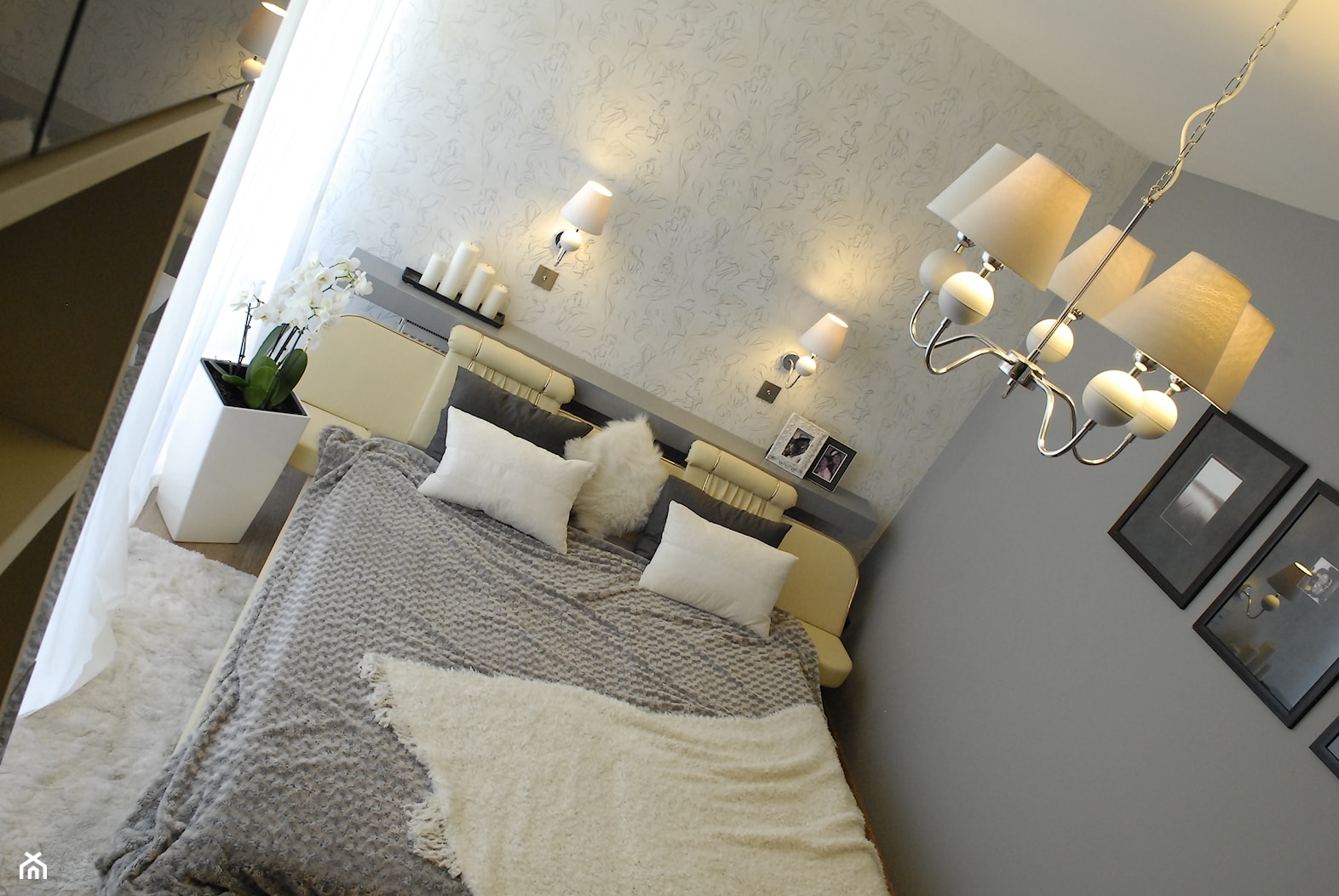 Mieszkanie Stabłowice - Mała szara sypialnia, styl tradycyjny - zdjęcie od Design Plus Dorota Pawłowska - Homebook