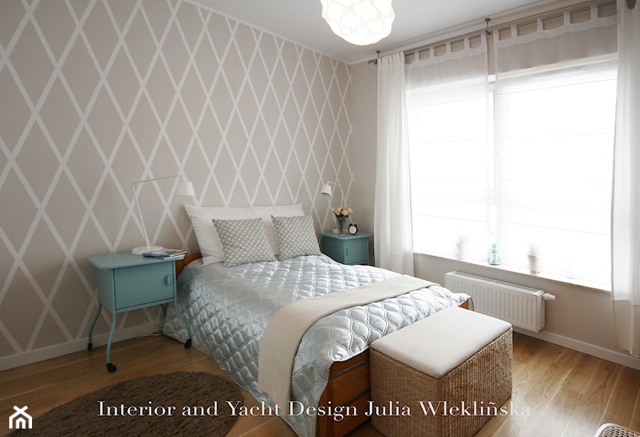 Mieszkanie w Gdańsku na Ujeścisku - Średnia beżowa sypialnia, styl nowoczesny - zdjęcie od WLEKLIŃSKA WNĘTRZA
