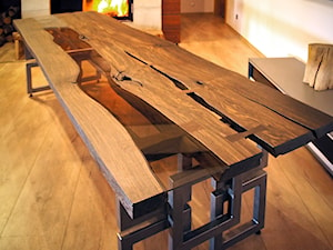 Table made from a single slab piece of bog oak - zdjęcie od Old Wood Design