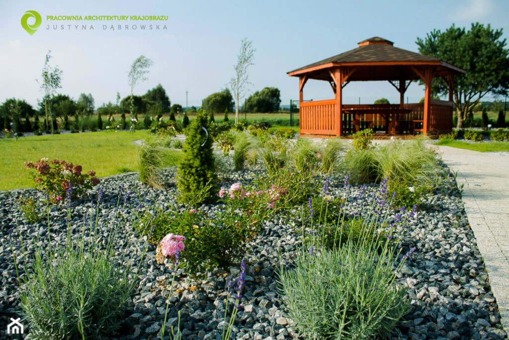 Rodzinny ogród. - Ogród, styl tradycyjny - zdjęcie od PracowniaDabrowska - Homebook
