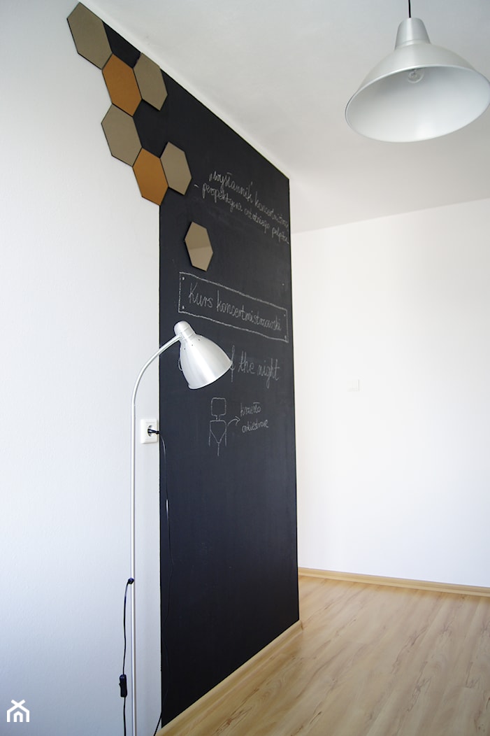 Ściana-tablica w kuchni - zdjęcie od malv_k - Homebook