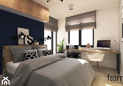 SYPIALNIA RUCZAJ - Średnia biała niebieska z biurkiem sypialnia, styl industrialny - zdjęcie od FORMA - Pracownia Architektury Wnętrz