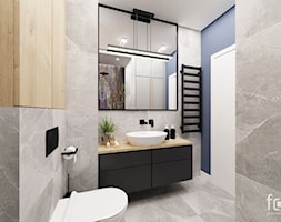 ŁAZIENKA 1 WIELICKA - Średnia beżowa niebieska brązowa szara łazienka w bloku w domu jednorodzinnym ... - zdjęcie od FORMA - Pracownia Architektury Wnętrz - Homebook