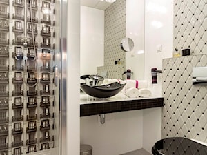 Warszawa, Vola Residence - Mała bez okna z lustrem łazienka, styl glamour - zdjęcie od yo home design