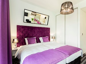 Warszawa, Vola Residence - Mała biała sypialnia, styl glamour - zdjęcie od yo home design