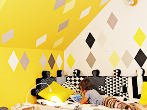 Metamorfoza pokoju Soni - Średni biały szary żółty pokój dziecka dla nastolatka dla dziewczynki, styl nowoczesny - zdjęcie od Baba Ma Dom