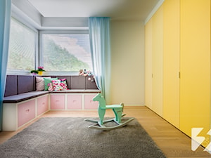Nowoczesne meble do domu - Duży żółty pokój dziecka dla dziecka dla chłopca dla dziewczynki, styl nowoczesny - zdjęcie od 3TOP KUCHNIE