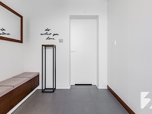 Nowoczesne meble do domu - Średni biały hol / przedpokój, styl nowoczesny - zdjęcie od 3TOP KUCHNIE