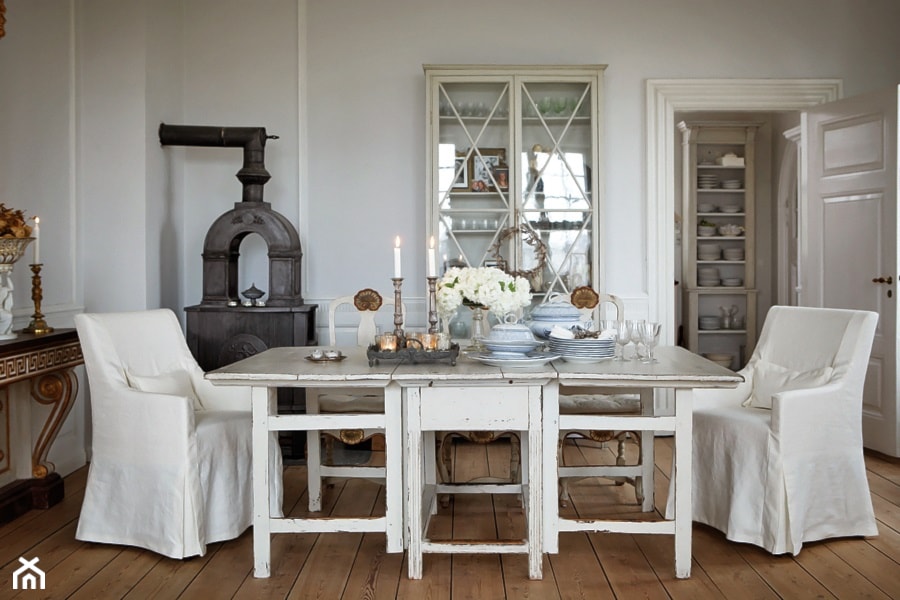 Dom w rustykalnym stylu - Średnia biała jadalnia w salonie, styl rustykalny - zdjęcie od Casa Bianca