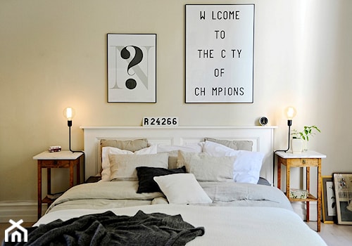 Mieszkanie w stylu skandynawskim - Średnia beżowa sypialnia, styl skandynawski - zdjęcie od Casa Bianca