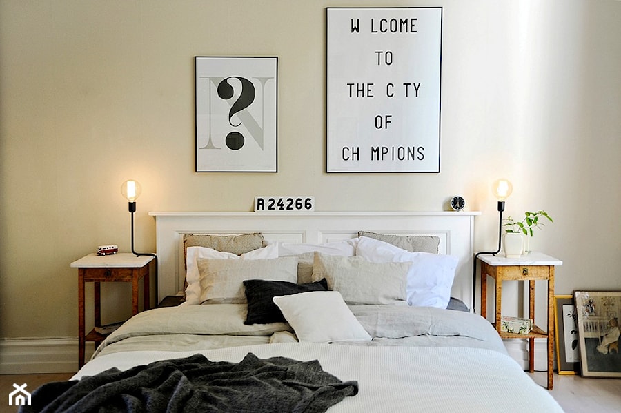 Mieszkanie w stylu skandynawskim - Średnia beżowa sypialnia, styl skandynawski - zdjęcie od Casa Bianca