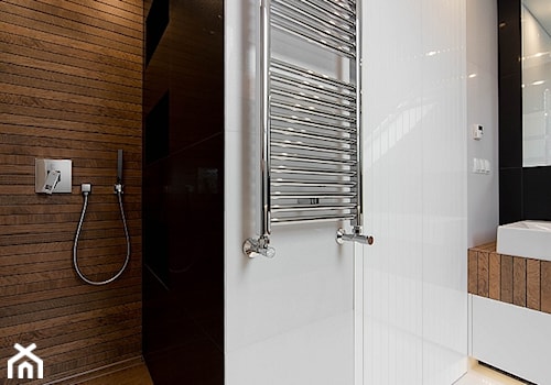 Dom w Raciborzu - Realizacja - Średnia na poddaszu bez okna łazienka, styl nowoczesny - zdjęcie od Conceptgroup