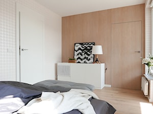 KONKURS - mieszkanie z kuchnią pod schodami - Mała sypialnia, styl skandynawski - zdjęcie od Archomega Biuro Architektoniczne