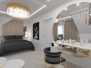 Projekt wnętrz w stylu glamour pod Krakowem - Duża beżowa biała z panelami tapicerowanymi sypialnia, ... - zdjęcie od iProjektowanieWnętrz