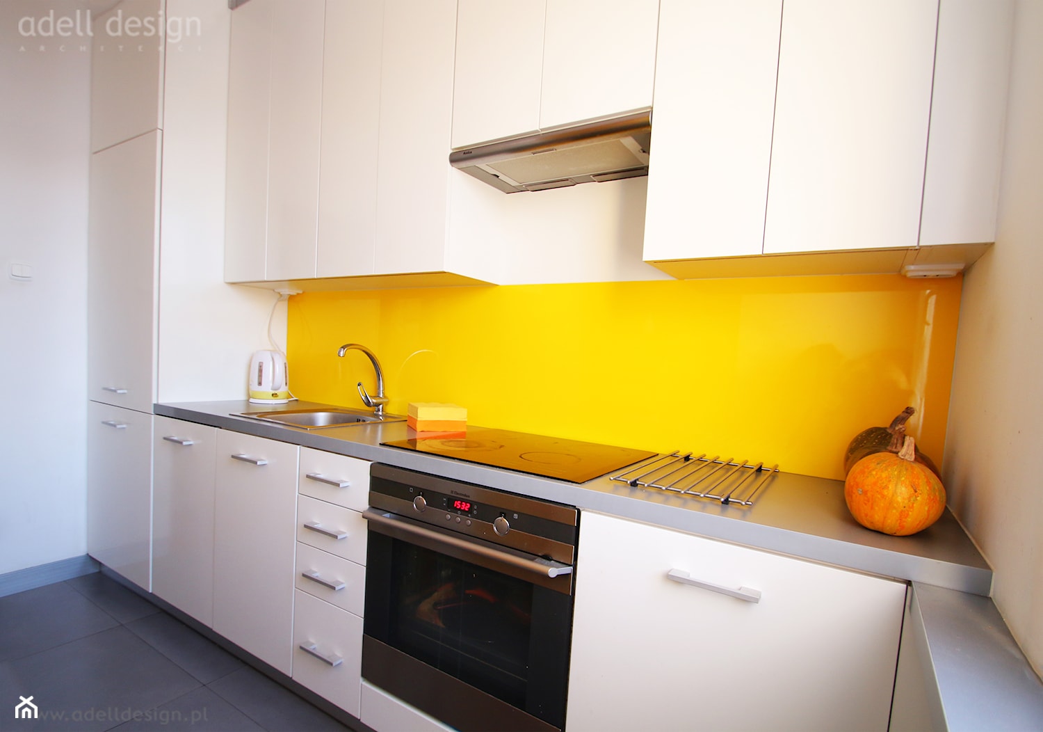 YELLOW KITCHEN / ŻÓŁTA KUCHNIA - realizacja projektu adell design ARCHITEKCI - zdjęcie od adell design ARCHITEKCI - Homebook