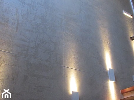Aranżacje wnętrz - Schody: Beton architektoniczny - Studio dekoracji wnętrz Krzysztof Puczyłowski. Przeglądaj, dodawaj i zapisuj najlepsze zdjęcia, pomysły i inspiracje designerskie. W bazie mamy już prawie milion fotografii!