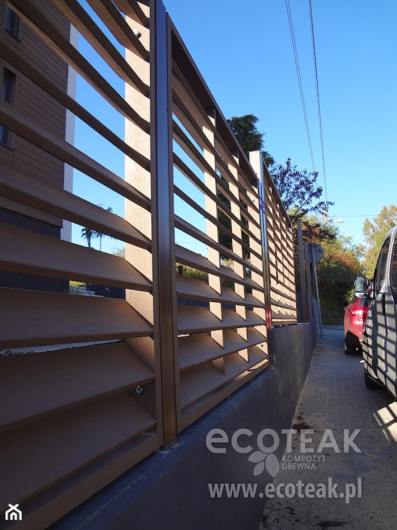 Ogrodzenie żaluzjowe z Kompozytu Drewna EcoTeak - zdjęcie od EkoTeak - Homebook