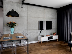 Jadalnia z elementami drewna i betonu - zdjęcie od Le Pukka concept store