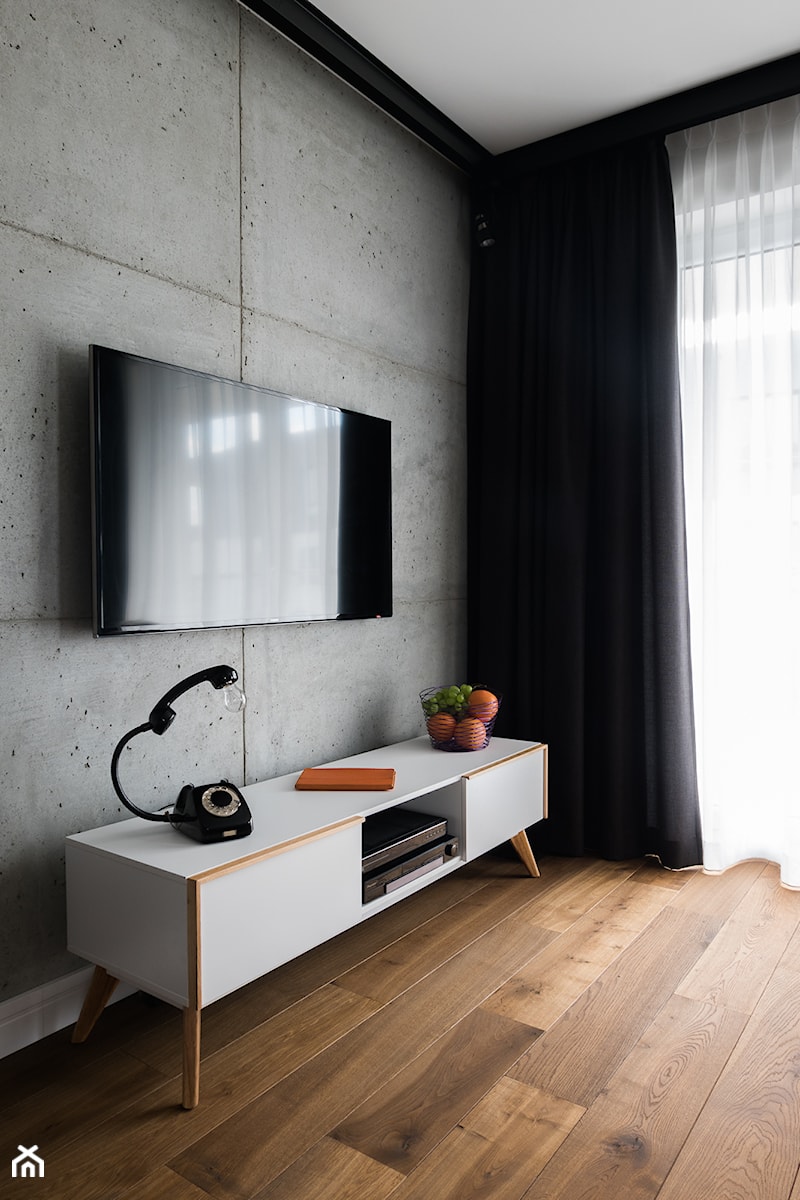 Nowoczesne mieszkanie z elementami z drewna i stali - zdjęcie od Le Pukka concept store