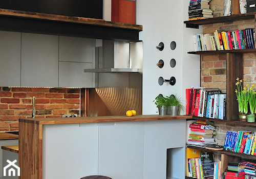 mieszkanie w starej kamienicy - Kuchnia, styl industrialny - zdjęcie od Art of Home