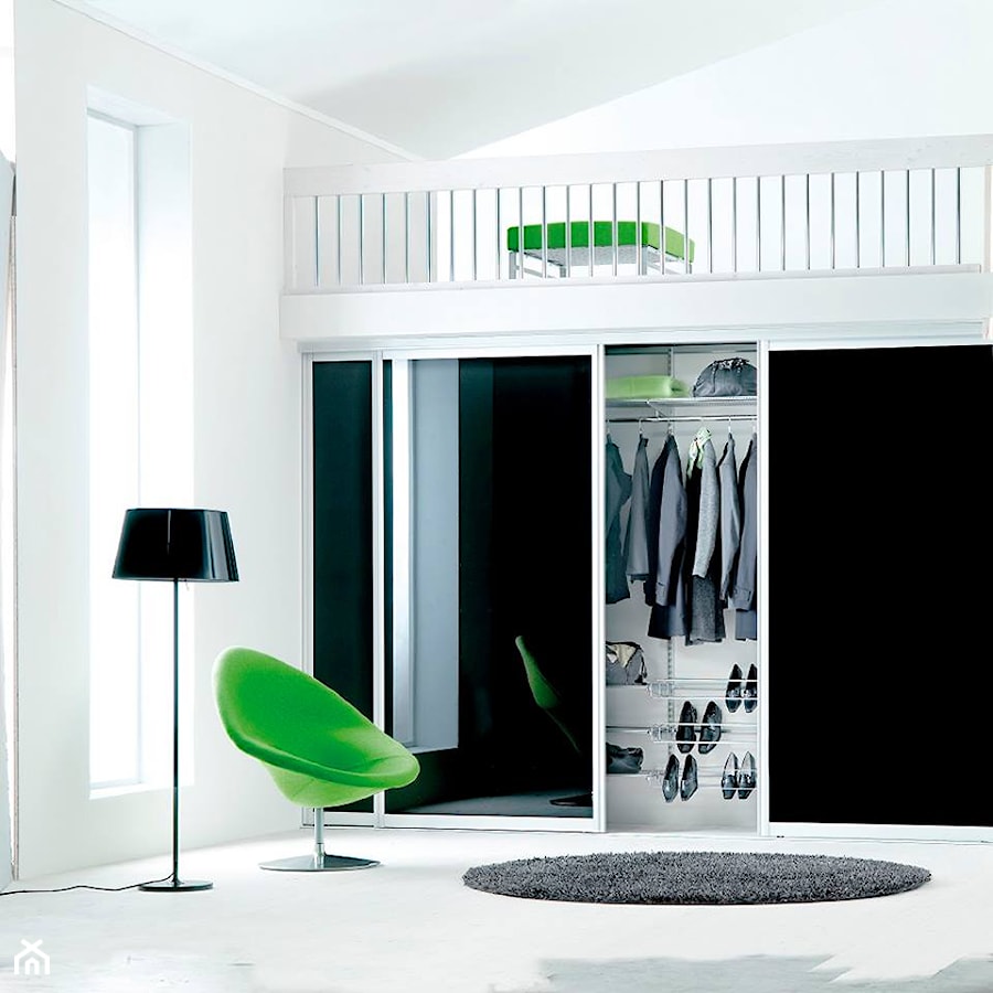 Garderoba - Salon, styl minimalistyczny - zdjęcie od Elfa