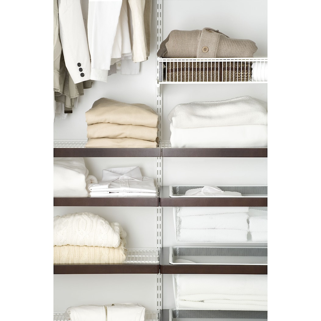 Garderoba męska - Mała otwarta garderoba przy sypialni - zdjęcie od Elfa - Homebook