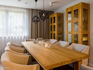Dom w Rzeszowie - realizacja - Duża biała jadalnia jako osobne pomieszczenie, styl tradycyjny - zdjęcie od Interium Projekt
