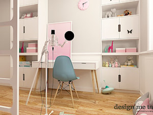 POKOJE DZIEWCZĘCE - Średni beżowy pokój dziecka dla dziecka dla dziewczynki, styl nowoczesny - zdjęcie od design me too