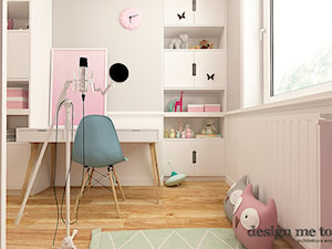 POKOJE DZIEWCZĘCE - Średni szary pokój dziecka dla dziecka dla dziewczynki, styl nowoczesny - zdjęcie od design me too