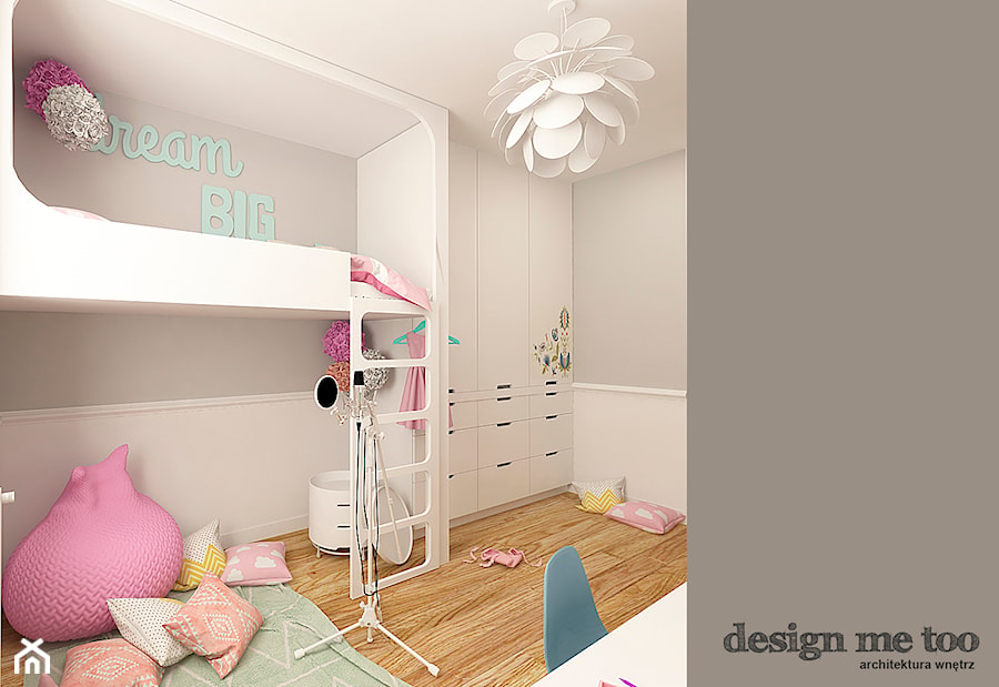 POKOJE DZIEWCZĘCE - Średni biały szary pokój dziecka dla dziecka dla dziewczynki, styl skandynawski - zdjęcie od design me too