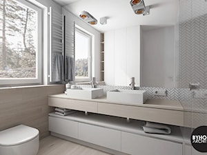 scandiHOUSE - Średnia na poddaszu z dwoma umywalkami łazienka z oknem, styl skandynawski - zdjęcie od BYHOUSE ARCHITECTS