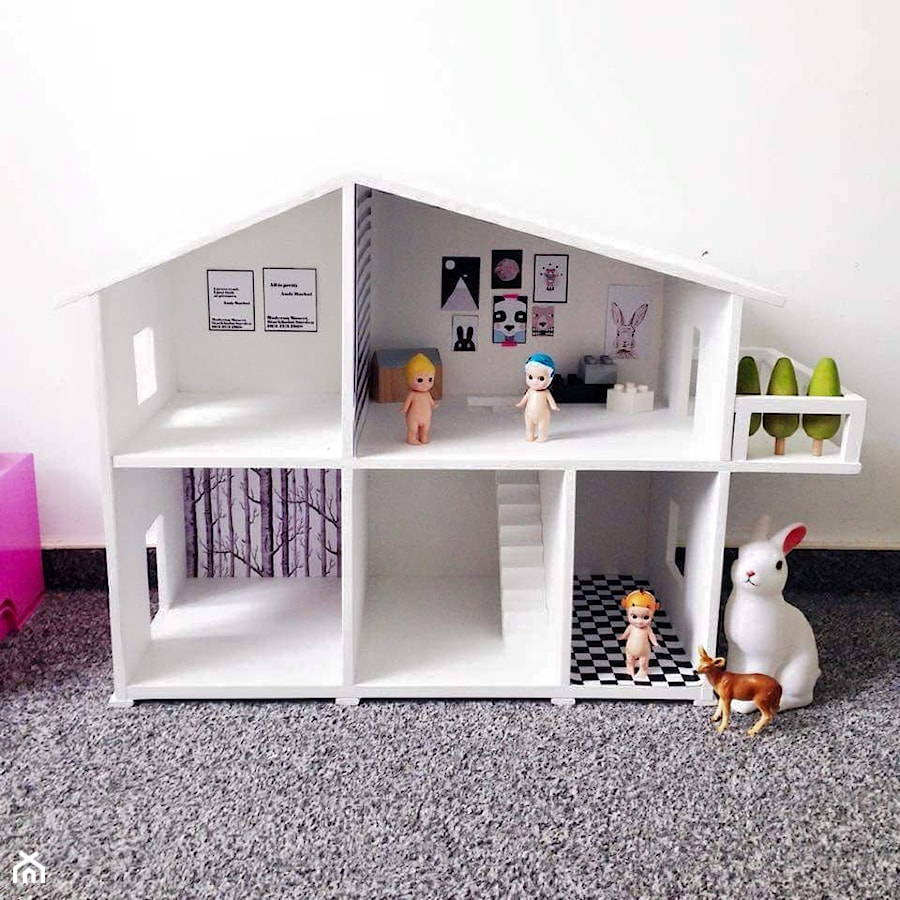 Indywidualny projekt domku dla lalek - zdjęcie od MyWoodVillage - Naturalnie i z pomysłem...