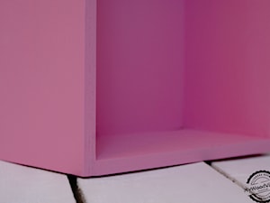 Różowy domek - półka