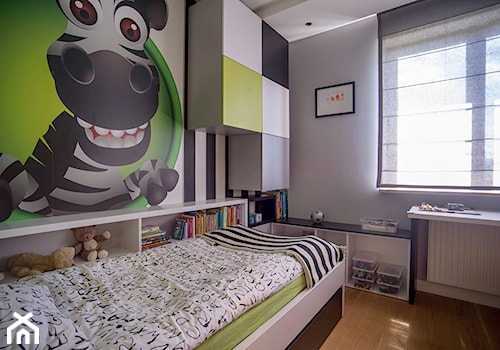 MIESZKANIE Z CEGŁĄ - Mały szary zielony pokój dziecka dla dziecka dla chłopca, styl nowoczesny - zdjęcie od DALMIKO DESIGN Pracownia Projektowa