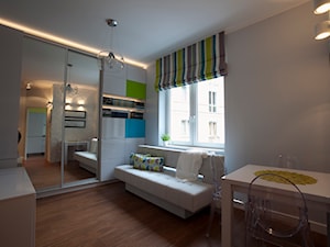 Mieszkanko w kamienicy - Mały biały salon z jadalnią, styl nowoczesny - zdjęcie od ZAWICKA-ID Projektowanie wnętrz