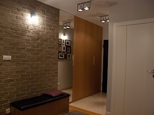 mieszkanie 90m2 - Hol / przedpokój, styl nowoczesny - zdjęcie od ZAWICKA-ID Projektowanie wnętrz