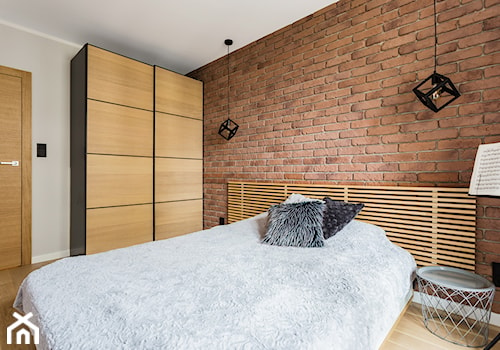 Mieszkanie dla rodziny - Średnia beżowa sypialnia, styl nowoczesny - zdjęcie od ZAWICKA-ID Projektowanie wnętrz