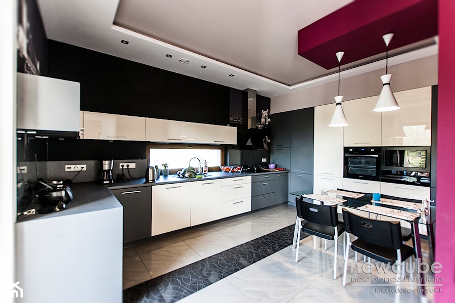 dom Radwanice - Kuchnia, styl nowoczesny - zdjęcie od Projektowanie i aranżacja wnętrz mieszkalnych i komercyjnych