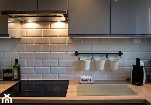 Mieszkanie w bloku - Mała średnia otwarta zamknięta kuchnia w kształcie litery l, styl skandynawski - zdjęcie od Patyna Projekt