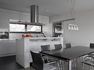 Kuchnia, styl minimalistyczny - zdjęcie od CONDE konrad idaszewski architekt