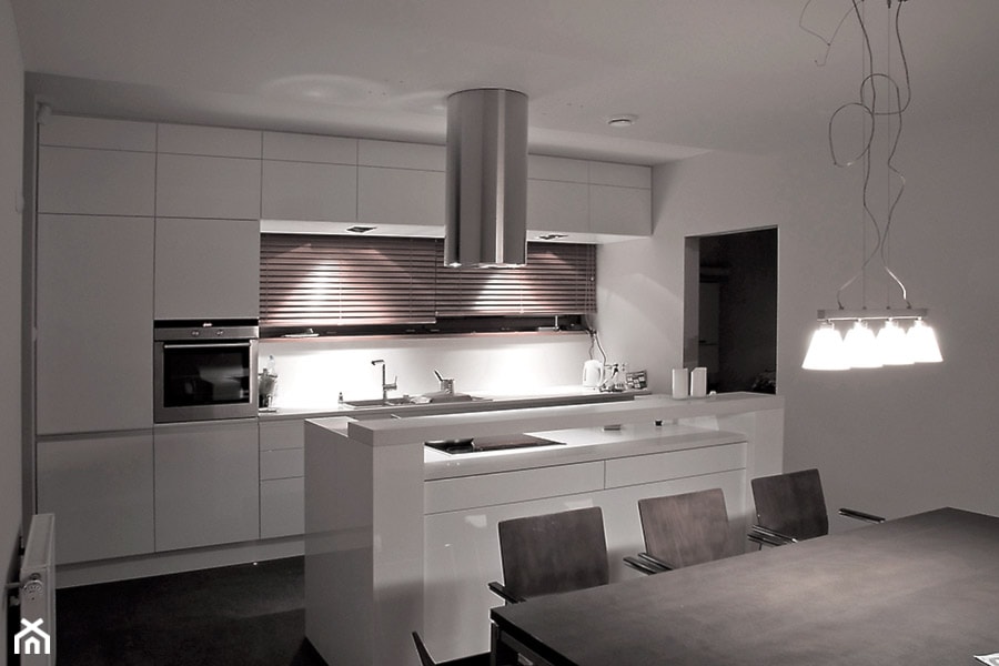Kuchnia, styl minimalistyczny - zdjęcie od CONDE konrad idaszewski architekt