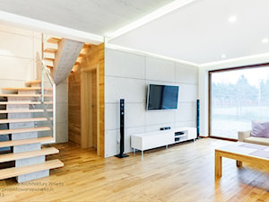 Beton, drewno i biel - Salon, styl nowoczesny - zdjęcie od IN projektowanie wnętrz