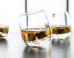 Bujające się szklanki 6 szt. do whisky 0,2 l Sagaform Bar - zdjęcie od SuperWnetrze.pl - Homebook