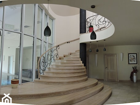 Aranżacje wnętrz - Schody: Oriol - Architekci VILLANETTE. Przeglądaj, dodawaj i zapisuj najlepsze zdjęcia, pomysły i inspiracje designerskie. W bazie mamy już prawie milion fotografii!