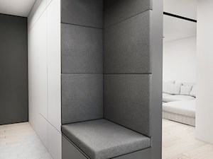 Mieszkanie Jaworzno - Średni biały czarny hol / przedpokój, styl nowoczesny - zdjęcie od FOORMA Pracownia Architektury Wnętrz
