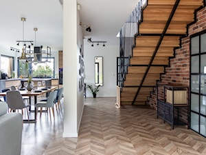 Dom w Węgrzcach - Hol / przedpokój, styl industrialny - zdjęcie od Studio 4 Design