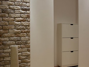 Karmelowy loft - Hol / przedpokój, styl nowoczesny - zdjęcie od Pracownia Aranżacji Wnętrz "O-Kreślarnia"