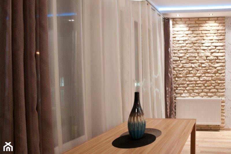 Mieszkanie z turkusem - Salon, styl nowoczesny - zdjęcie od Pracownia Aranżacji Wnętrz "O-Kreślarnia"