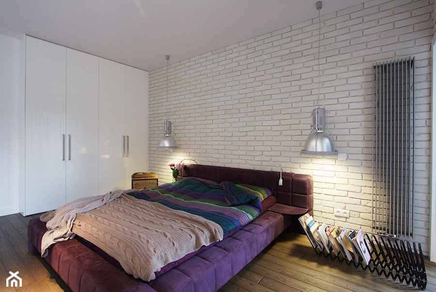 Konkurs - Średnia biała sypialnia, styl industrialny - zdjęcie od Soma Architekci